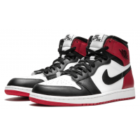 Nike Air Jordan 1 Retro High OG Black Toe