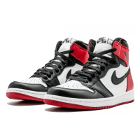 Nike Air Jordan 1 Retro Black & Red зимние