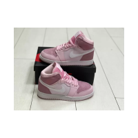 Nike Air Jordan 1 High Retro Pink зимние