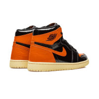 Кроссовки Nike Air Jordan 1 Retro High OG Lard черные с оранжевым