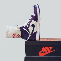 Кроссовки Nike Air Jordan 1 High бело-фиолетовые
