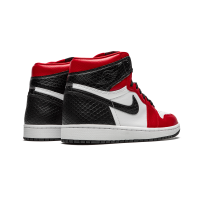 Nike Air Jordan 1 High Satin Snake красные
