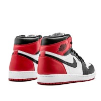 Nike Air Jordan 1 Retro High OG Black Toe